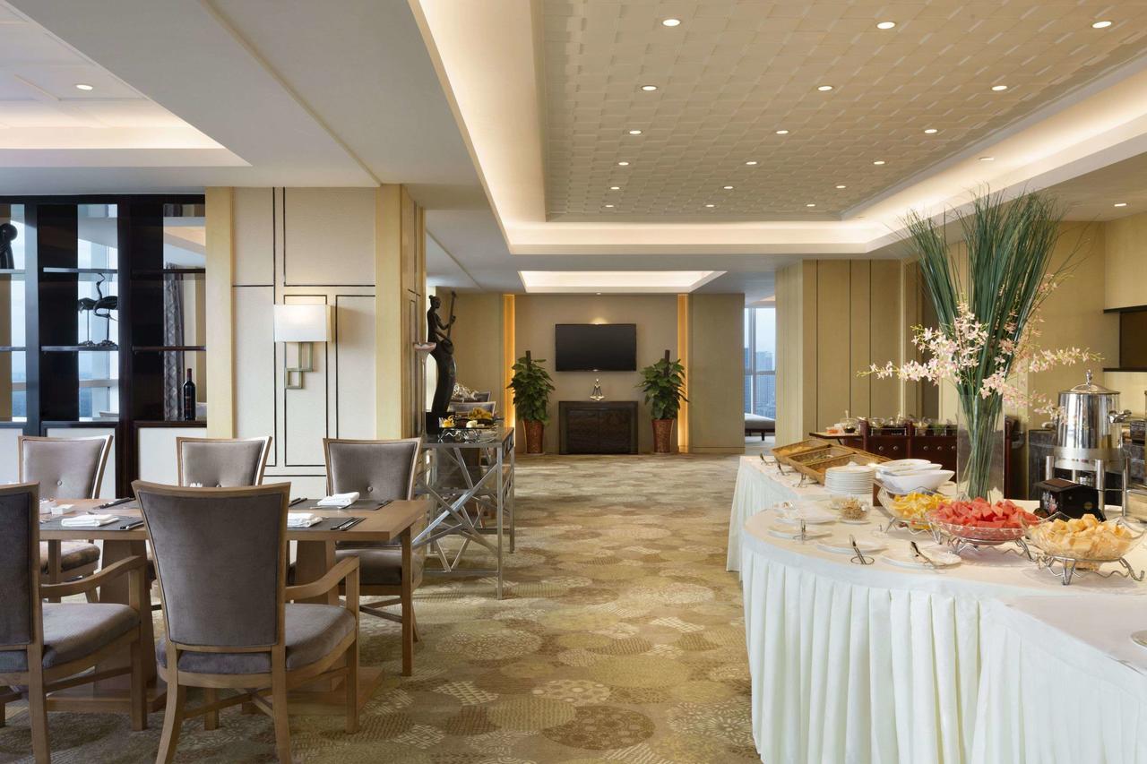 Отель Ramada Цзясин Экстерьер фото